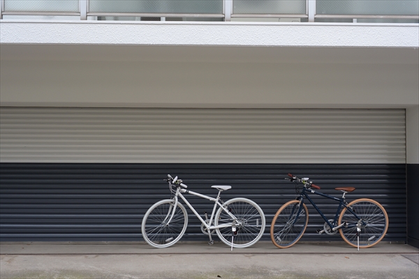 自転車が似合うガレージです。