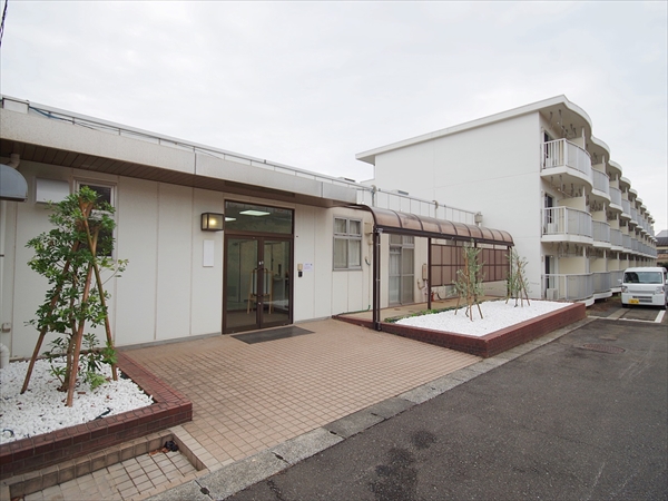 Social  Residence Higashitotsuka