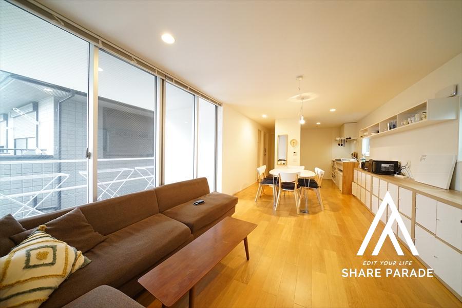 Live affordably! Shared houses for international students near Shinsen Station and Japanese language schools.