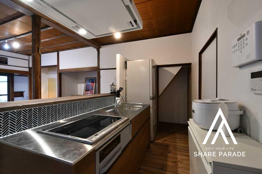 Kamiochiai-Sharehouse