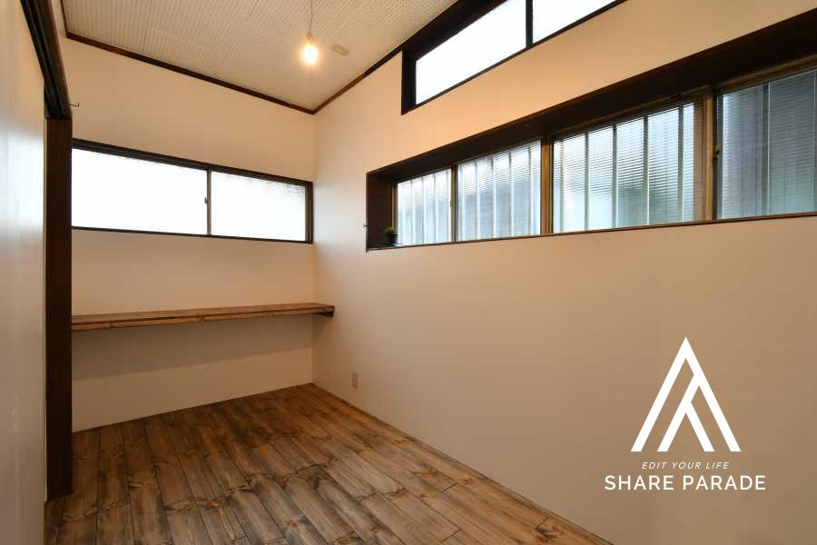 Kamiochiai-Sharehouse