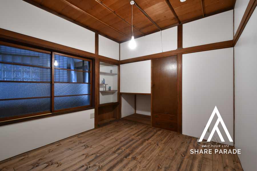 Kamiochiai-Sharehouse