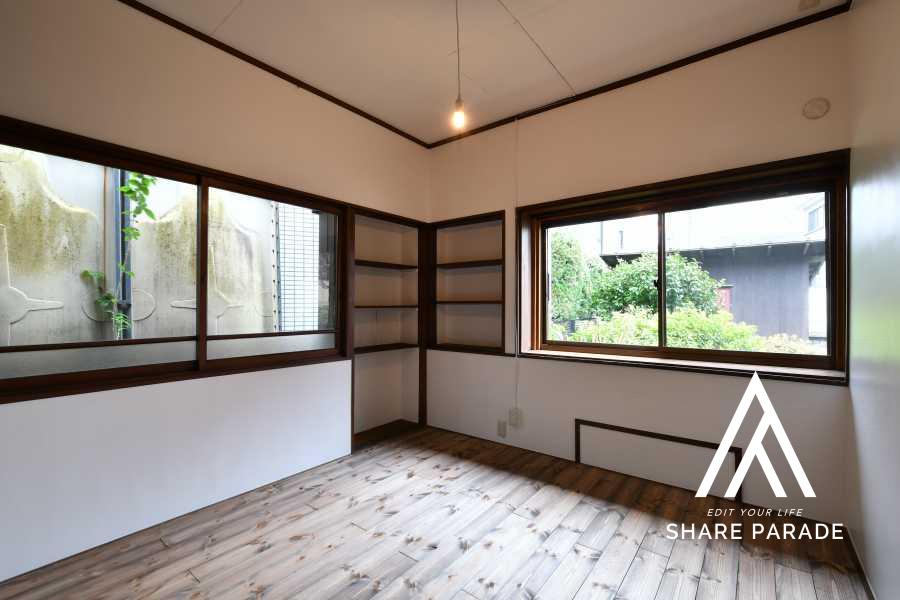 Kamiochiai-Sharehouse