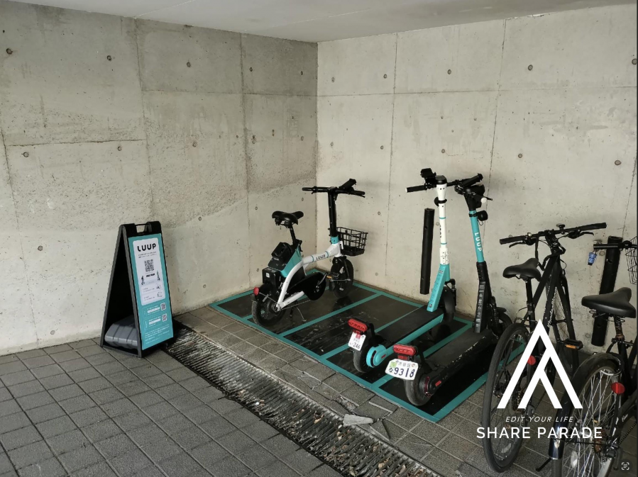 お持ちの自転車を駐輪できます。さらに、LUUPのポートもあります。