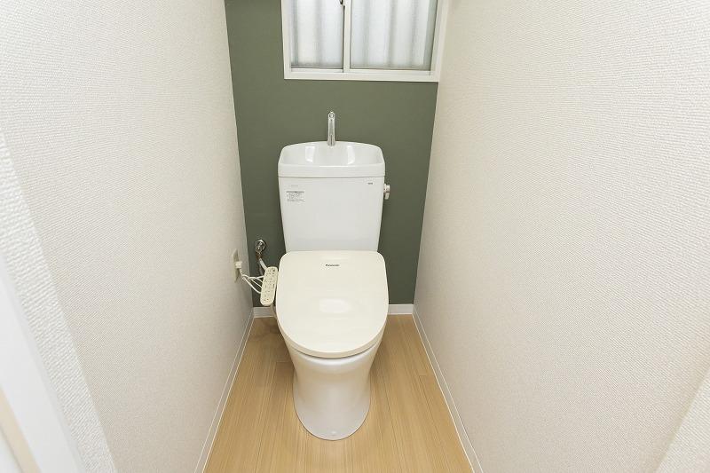 ウォシュレット付き洋式トイレ